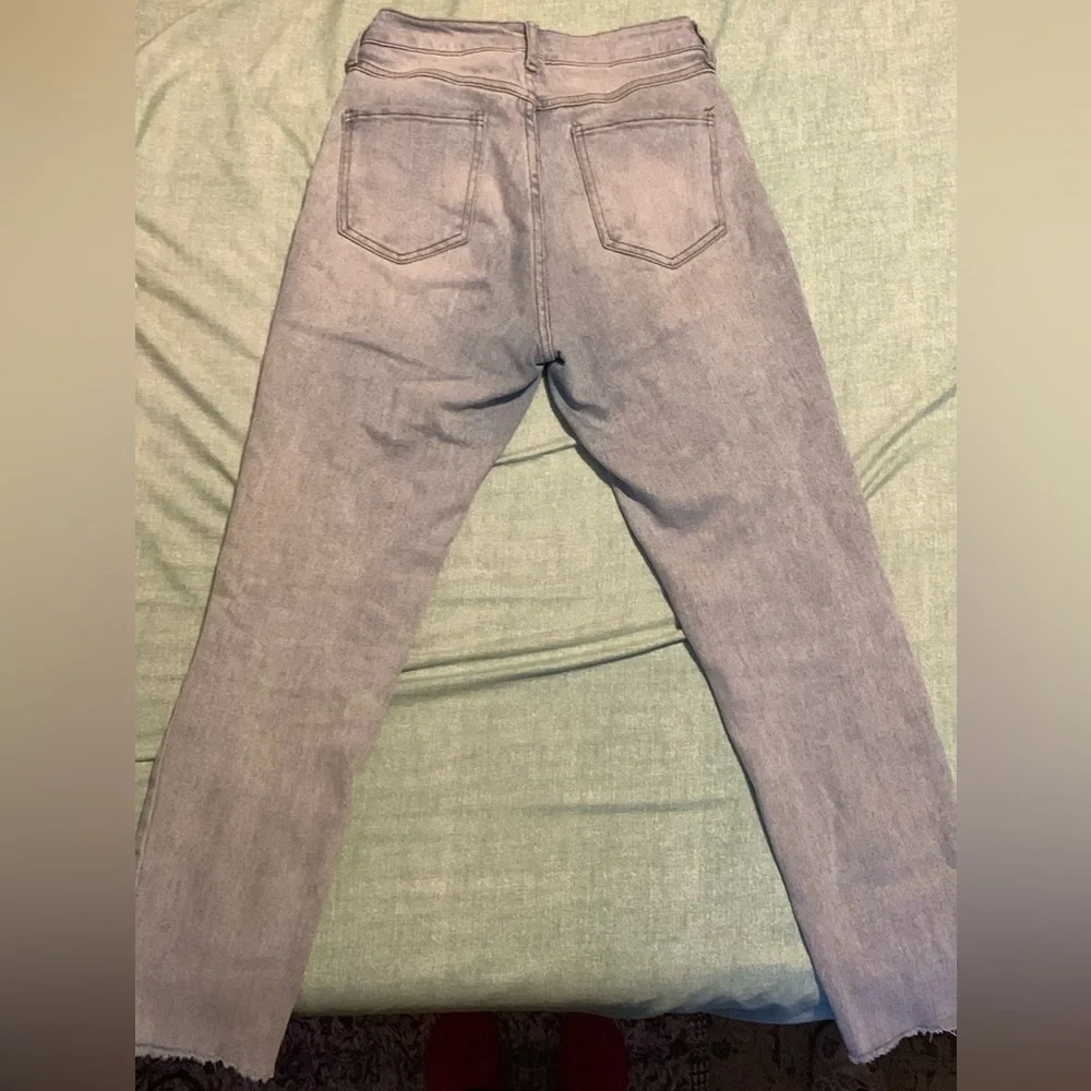 High Rise Jeans - Picture 2 of 3
